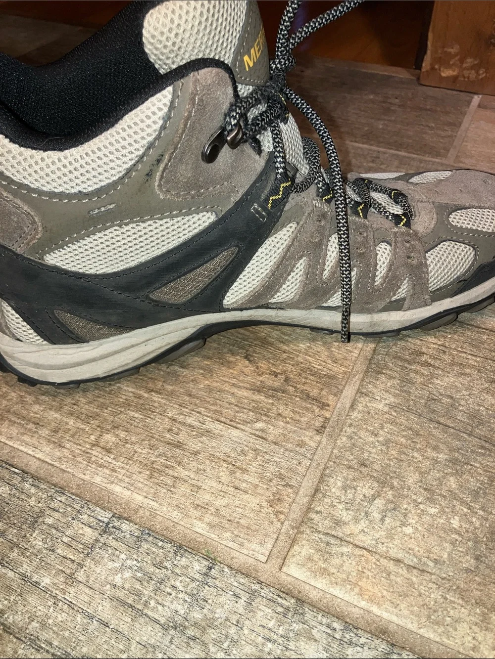 Merrell Accentor 3 Mid MENS HIKING BOOTS 10.5